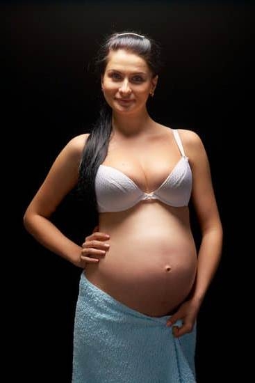 brown-discharge-37-weeks-pregnant-pregnancy-you-getting-pregnant