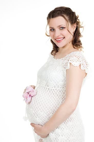 brown-discharge-with-tissue-like-pieces-pregnancy-you-getting-pregnant