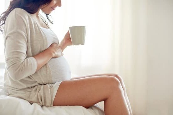 do-you-get-discharge-in-early-stages-of-pregnancy-you-getting-pregnant