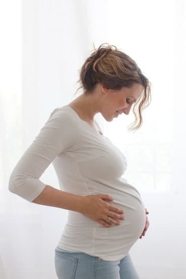 how-to-stop-brown-discharge-in-early-pregnancy-you-getting-pregnant