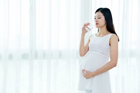 is-a-lot-of-clear-discharge-normal-in-pregnancy-you-getting-pregnant