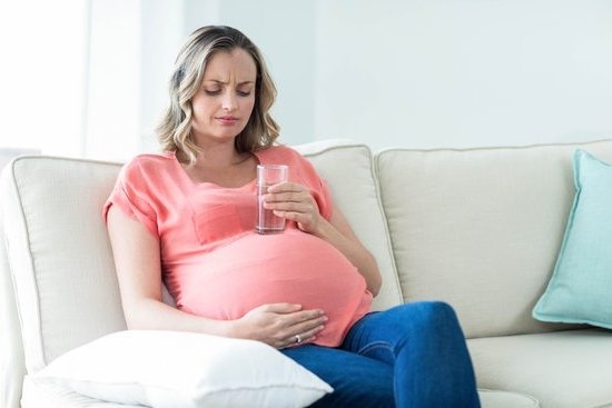 is-it-normal-to-get-yellow-discharge-when-pregnancy-you-getting-pregnant