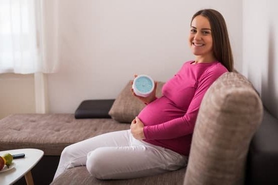 Is Pregnancy Discharge Stretchy