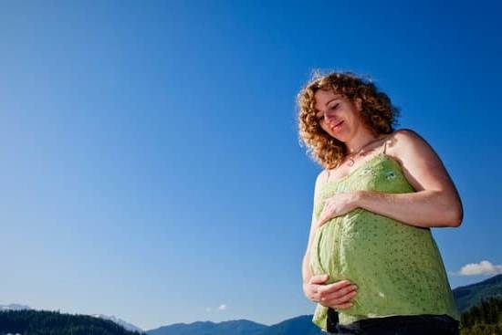 lower-back-pain-during-pregnancy-third-trimester-you-getting-pregnant