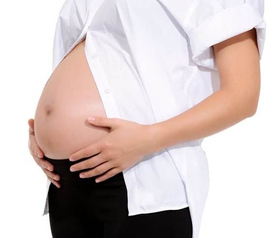 4-solid-causes-and-home-tips-of-yellow-discharge-pregnancy