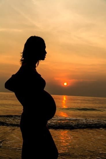 what-causes-bloody-discharge-during-pregnancy-you-getting-pregnant