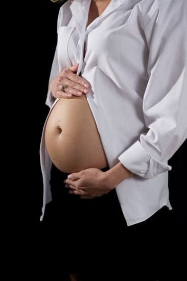 what-colour-is-discharge-in-pregnancy-you-getting-pregnant