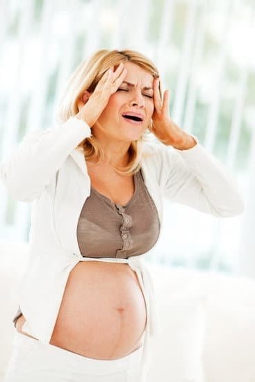 white-chunky-discharge-sign-of-pregnancy-you-getting-pregnant