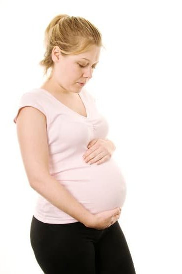 discharge-with-little-bit-of-blood-early-pregnancy-you-getting-pregnant