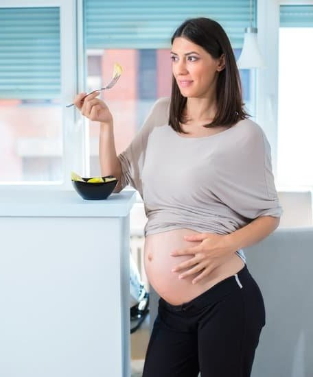 early-pregnancy-and-slimy-discharge-you-getting-pregnant