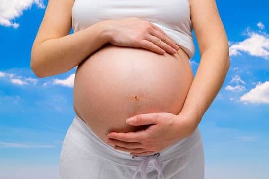 what-kind-of-discharge-do-you-see-in-early-pregnancy-you-getting-pregnant